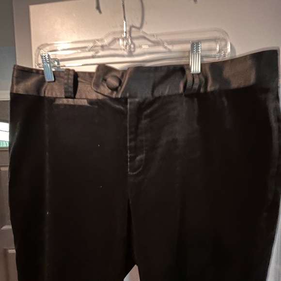 Elegant Black Velvet Pants - Picture 2 of 9